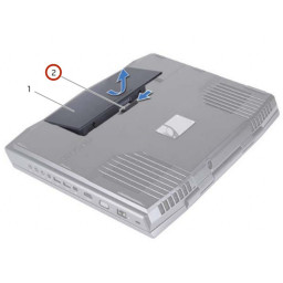 Замена аккумуляторной батареи Dell Alienware M17x R4